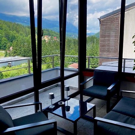 Best View Ap With Parking And 2 Bathrooms Sinaia Esterno foto